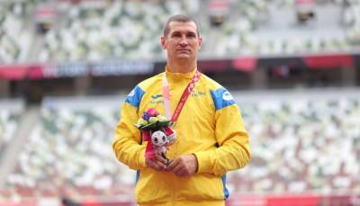 Жабняк и Данилина выиграли серебро Паралимпиады в легкой атлетике