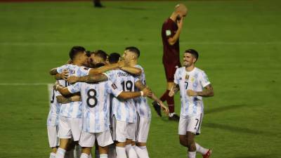 Аргентина победила Венесуэлу в матче отбора ЧМ-2022