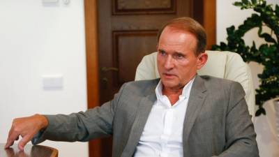 Суд продлил домашний арест украинскому депутату Виктору Медведчуку