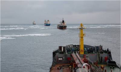 Путин призвал в 2022 году начать регулярные грузовые перевозки по Северному морскому пути