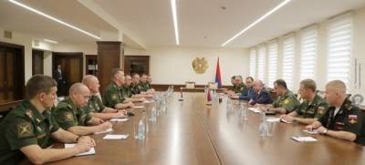 Делегация военных специалистов МО России обсудила в Ереване вопросы ВТС с Арменией