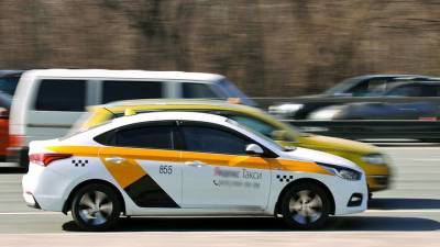 Беспилотные такси могут появиться в столице до конца года - vm.ru - Россия