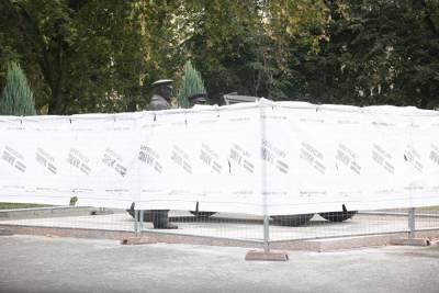 В Екатеринбурге у штаба ЦВО, где стоит памятник Жукову, появится еще один памятник Жукову
