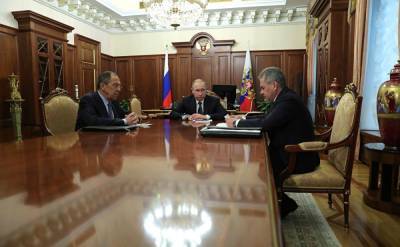 Путин сказал, что ему «жалко» отпускать Шойгу и Лаврова в Госдуму