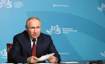 Путин заявил, что его не задели слова поправившего его школьника в детском центре