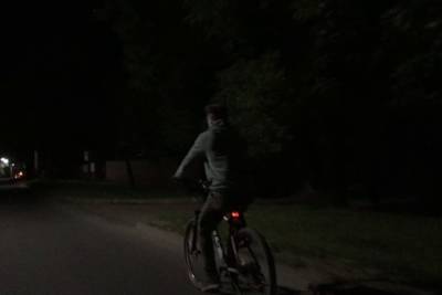 В Брянске пьяный мужчина украл велосипед и потерял его