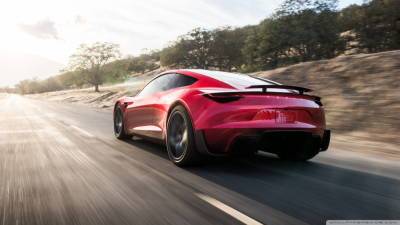 Илон Маск заявил об очередном переносе поставок Tesla Roadster