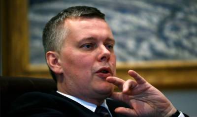 «Большая ошибка» — экс-министр обороны о введении чрезвычайного положения в Польше