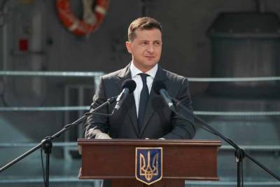 Зеленский назвал Украину «свободной и демократичной» и пожелал Белоруссии стать такой же