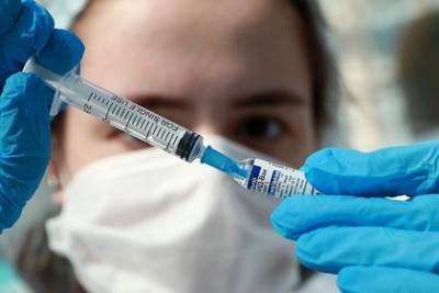 Попова оценила темпы вакцинации от COVID-19 в России