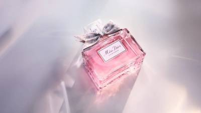 Скорее послушайте новый аромат любви Miss Dior