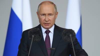 Путин 4 сентября вручит госнаграды ликвидаторам последствий природных пожаров и паводков
