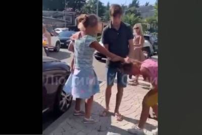 Детский омбудсмен в Сочи подключилась к инциденту с пьяной матерью, оттаскавшей за волосы дочь