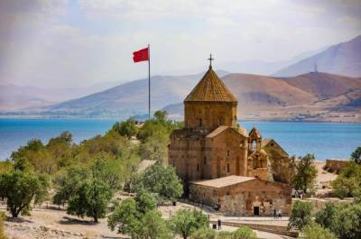 Турция пытается скрыть варварское отношение к наследию Западной Армении