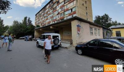 В Тюмени полиция запретила продавать квартиру, где убили Настю Муравьеву