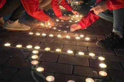 Псковские волонтёры провели акцию «Голубь мира» в память о жертвах Беслана