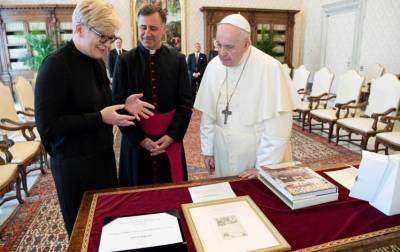 В Ватикане – благодарность И. Шимоните папе за постоянное внимание к Литве и ее людям