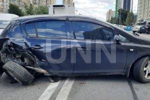Масштабное ДТП в Киеве: разбиты 4 машины, есть пострадавшие