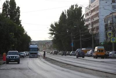 В Волгограде восстановлено движение трамваев после падения дерева
