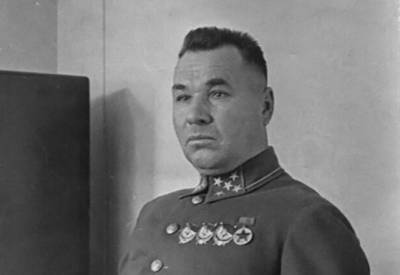 Иосиф Апанасенко: как Сталин поступил с генералом, который ему нагрубил