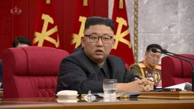 СМИ: Ким Чен Ын заявил о готовности восстановить каналы связи с Южной Кореей
