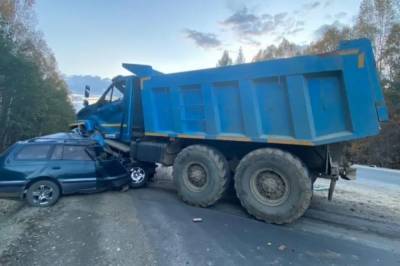 В Хабаровском крае водитель легковушки погиб под колесами «Урала»
