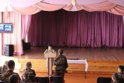 В Улан-Удэ прошел урок мужества в память о генерале, пострадавшем при терракте