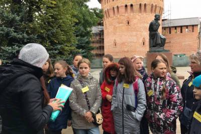 Школьники Смоленска проверили свои знания о городе на познавательном квесте