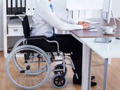 В Смоленске инвалидам помогают в поисках работы