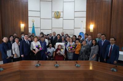 Башкирия намерена стажировать в Казахстане учителей башкирского языка