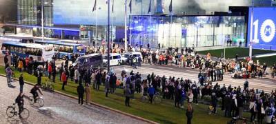 Сотни экоактивистов несколько часов блокировали центр Хельсинки