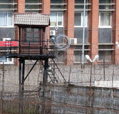 Заключенные петербургской ИК начали делать диваны