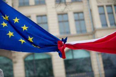 Польша ищет спасения от Брюсселя