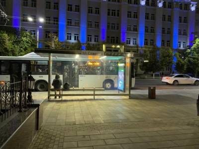 400 умных остановок общественного транспорта установят в Ростове