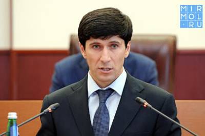 Дибиров Магомед: “Парламент Дагестана сформирован из представителей трех основных партий”