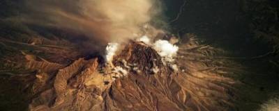 Вулканическая активность на Камчатке вызвана отслоившимися кусками земной коры