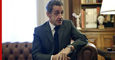 Суд приговорил Саркози к году тюрьмы