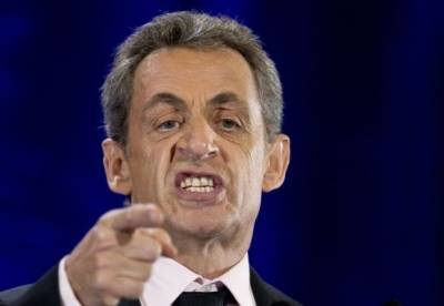 Экс-президент Франции Саркози получил год тюрьмы