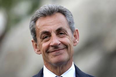 Экс-президента Франции Саркози приговорили к году ареста за махинации на выборах