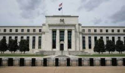 Из-за неопределенности политики ФРС рынки могут упасть на 10%. Технологические компании пострадают больше всего — эксперт