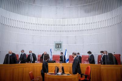 В Верховный суд Израиля впервые может быть избран судья-мусульманин Халед Кабуб