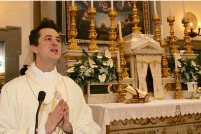 В Италии священник украл из казны $117 тысяч и потратил их на наркотики