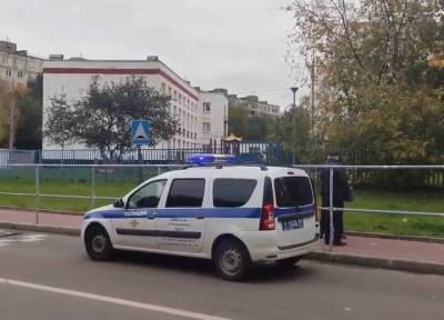 В московской школе отец десятиклассницы открыл стрельбу из-за конфликта