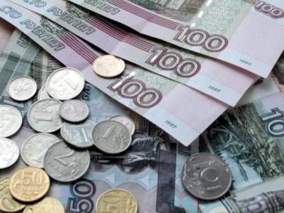 «Эти деньги были мифом»: экономист объяснил, почему государство снова отложило компенсацию советских вкладов граждан