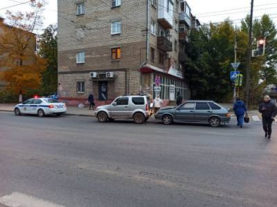 Из-за ДТП на улице Чкалова образовалась пробка