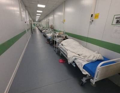 Госпиталь в Зубово переполнен – Пациенты лежат в коридорах