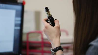 В Минздраве призвали ввести дополнительные требования к электронным сигаретам