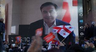 Более ста тысяч человек зарегистрировались встречать Саакашвили в Грузии