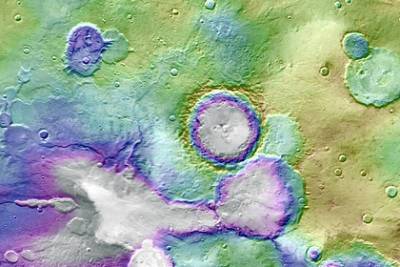 На Марсе обнаружены следы гигантских катастрофических наводнений