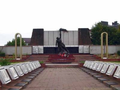 На Украине поставят памятник нацистам на братской могиле советских...